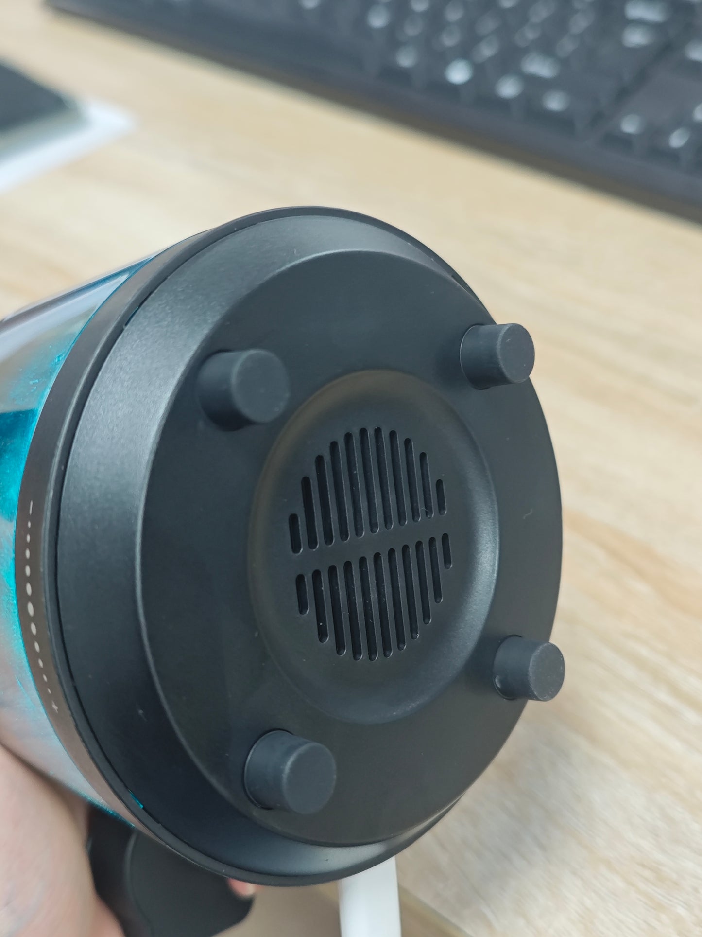 5-in-1 Magnetic Wireless Charging Stand With Speaker